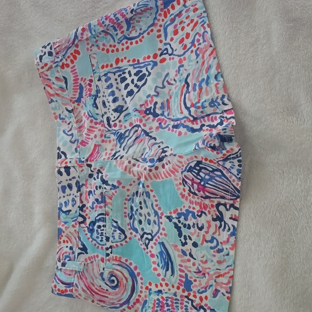 Lilly Pulitzer Multicolor Patterned Shorts - Picture 2 of 4